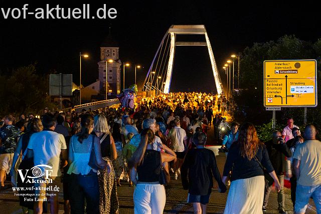 A-Fr_Foto Laudi_Donau in Flammen-34.jpg